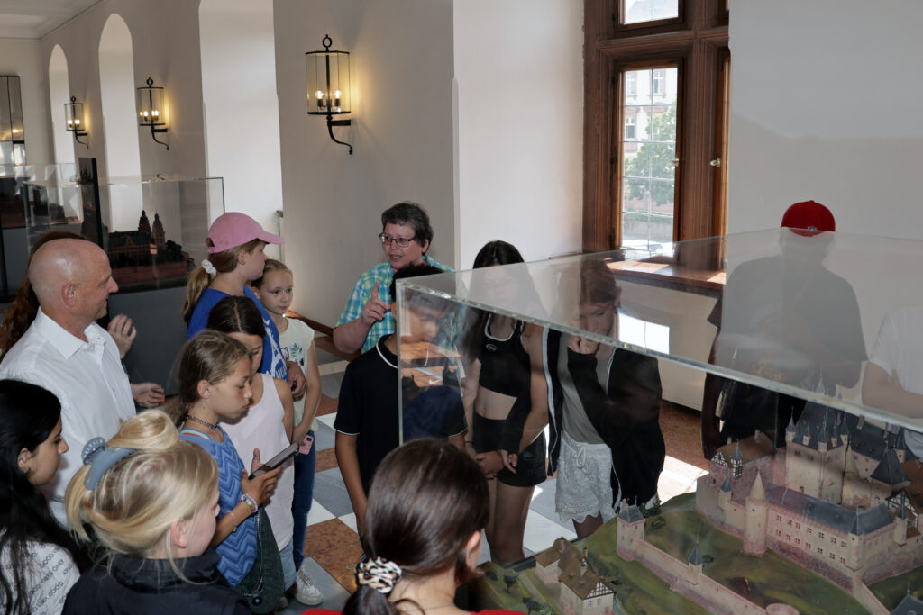 13.07.2023 - Aschaffenburg, Schloss Johannisburg - Besuch von Ki
